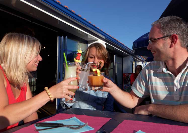 bar camping villa campista